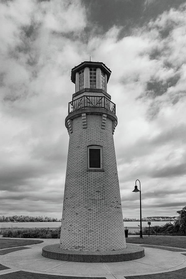 The Lighthouse At Point Place Photograph by Dale Kincaid