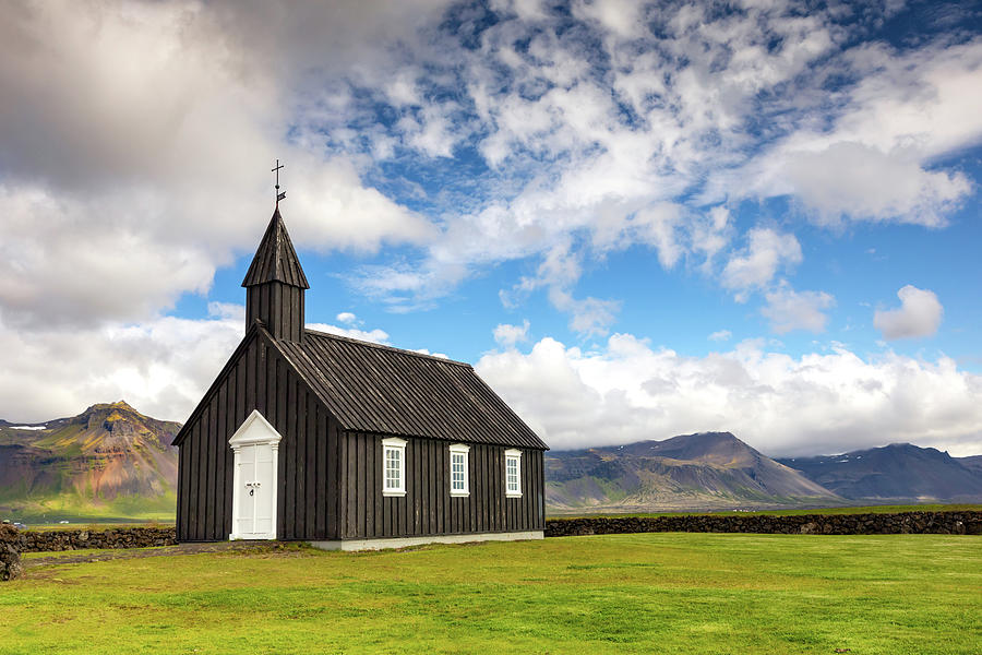 The little black church called the Buoakirkja. Photograph by Peter ...