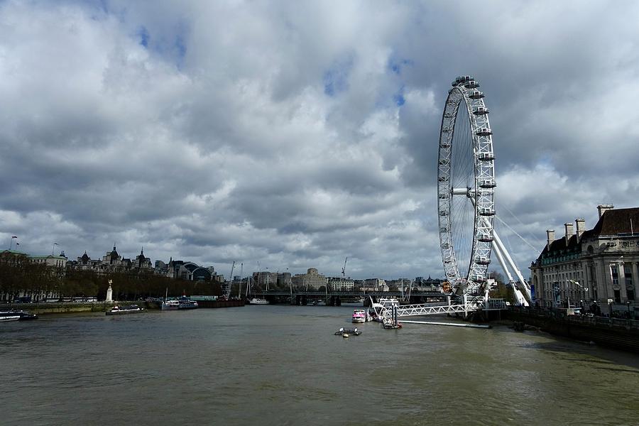 London Photograph - The London Eye by Adrian Legg