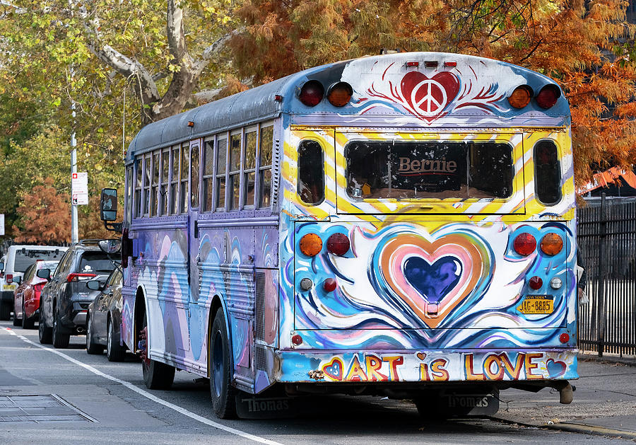 The Love Bus Photograph by Audrey Tiernan