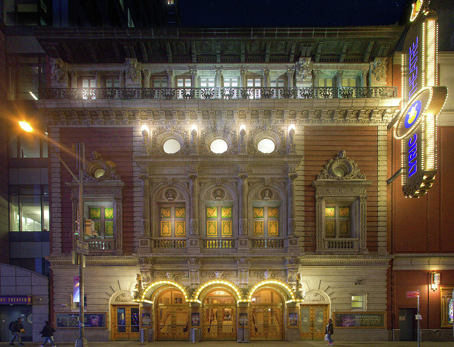 The Lyric Theatre on Broadway Photograph by Mark Andrew Thomas