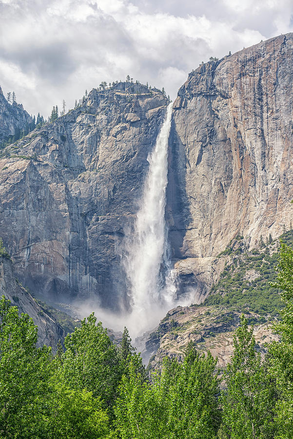 The Majestic Cascade Upper Yosemite Falls Photograph by Joseph S Giacalone