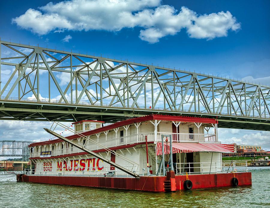 Cincinnati Photograph - The Majestic Show Boat by Mountain Dreams