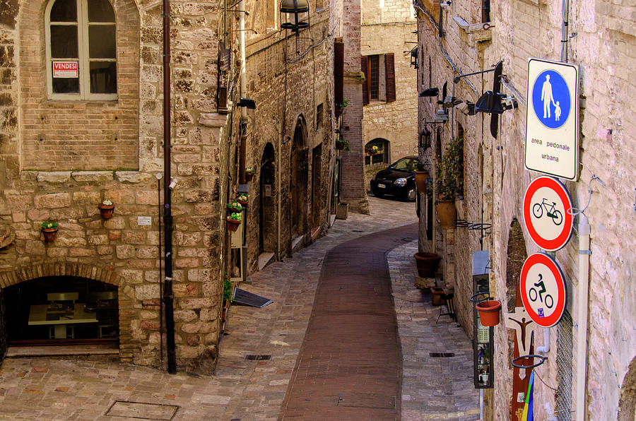The Narrow Streets of Assisi Photograph by Douglas Wielfaert