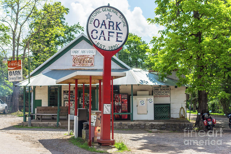 The Oark Cafe Photograph by Jennifer White