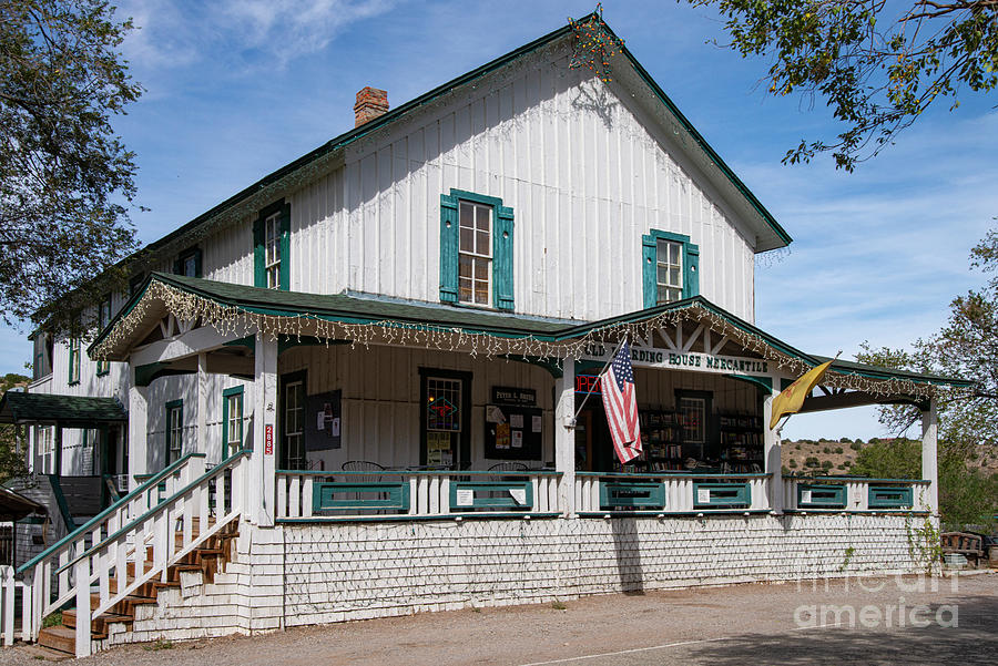 The Old Boarding House Mercantile Photograph by Bob Phillips - Pixels