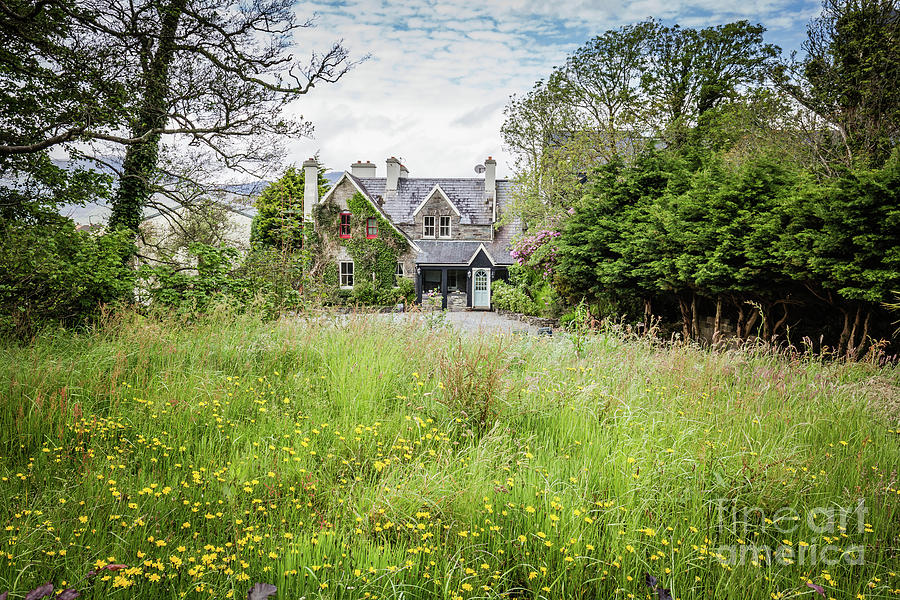 Ring Of Kerry Photograph - The Old Convent House by Eva Lechner