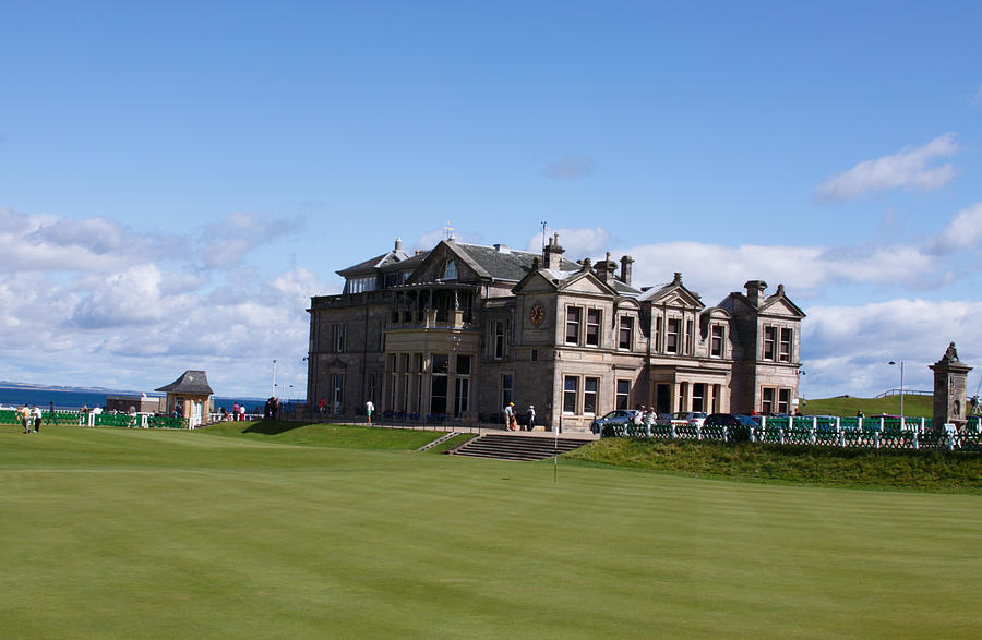 The Old Course, St Andrews. Photograph by Empato