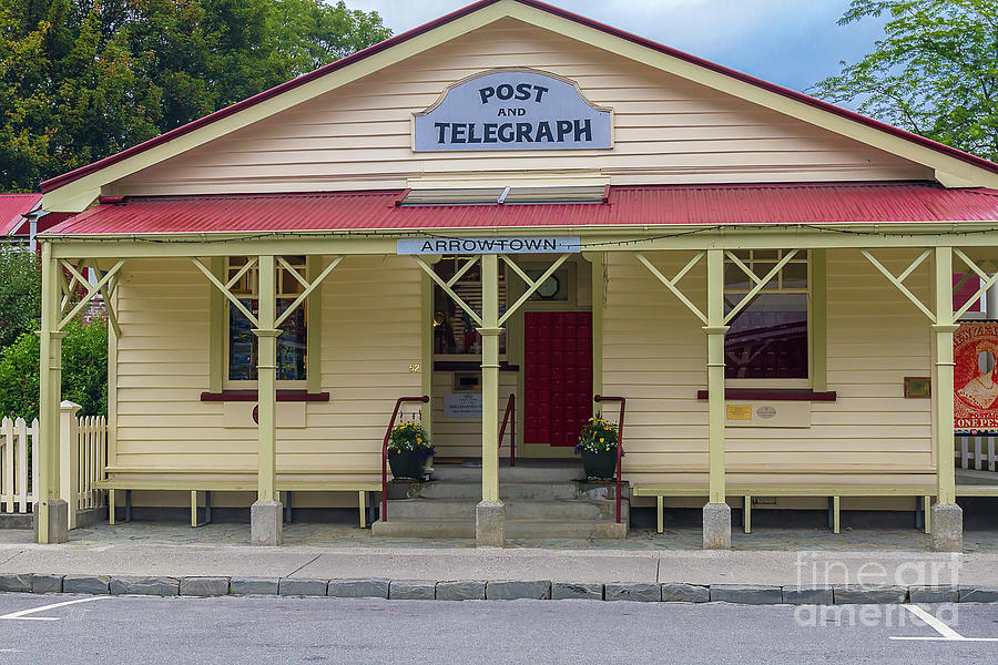 The Old Post Office, Arrowtown, New Zealand Photograph by Elaine Teague