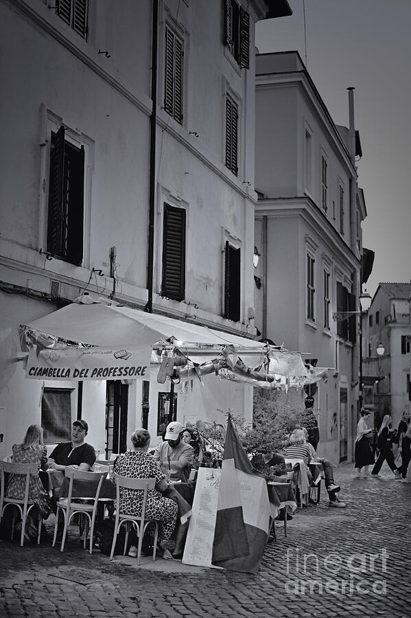 The perfect dining atmosphere of Rome Photograph by Stefano Senise The perfect dining atmosphere of Rome Photograph by Stefano Senise