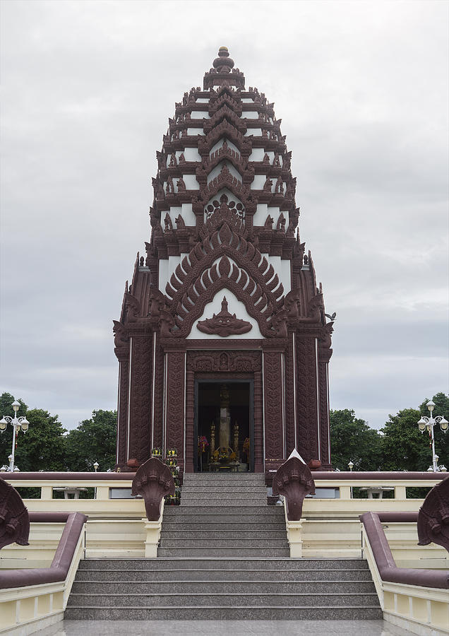 the Pillar shrine of prachuapkhirikhan province,thailand Photograph by IttoIlmatar