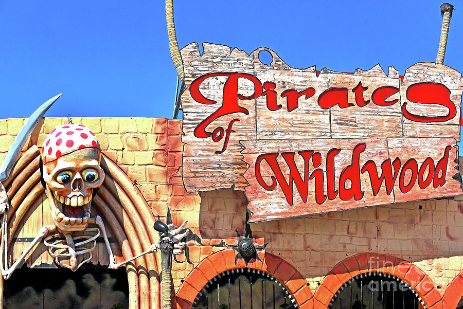 The Pirate Ride Wildwood Photograph by Regina Geoghan