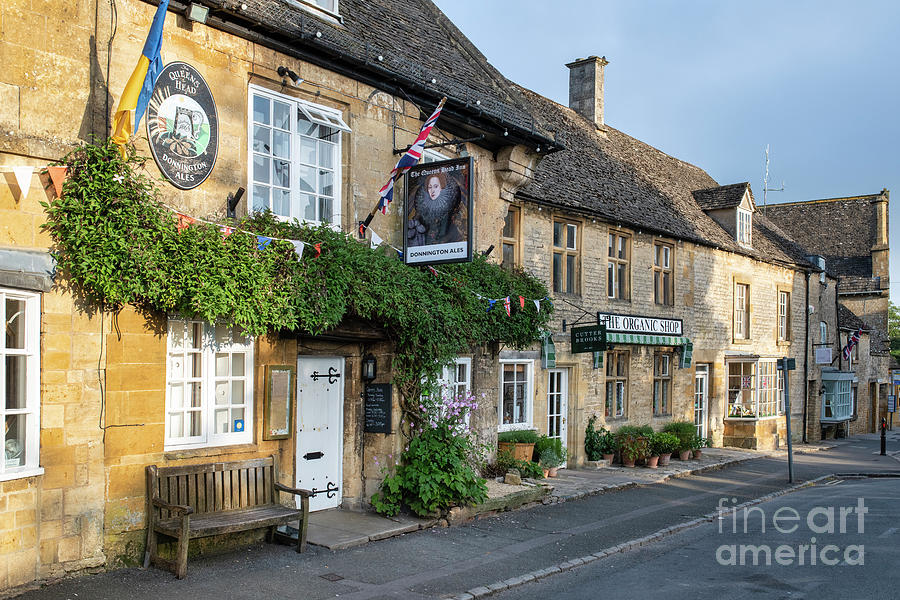 Architecture Photograph - The Queens head Inn Stow on the Wold at Sunrise by Tim Gainey