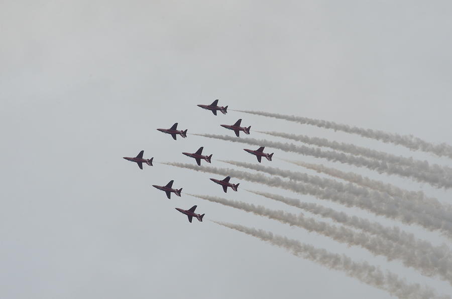 The Red Arrows doing a Loop in the Diamond 9 Photograph by Gordon James
