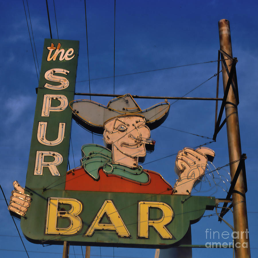 The Spur Bar Billings Montana Photograph by Edward Fielding