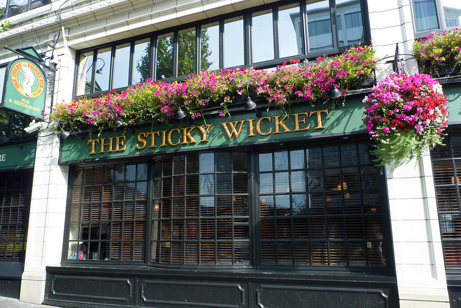The Sticky Wicket Pub, Victoria Photograph by David L Moore