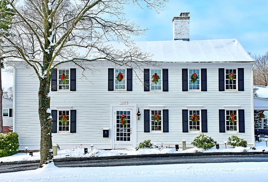 The Sumner House decked out for the Holidays Photograph by Monika Salvan