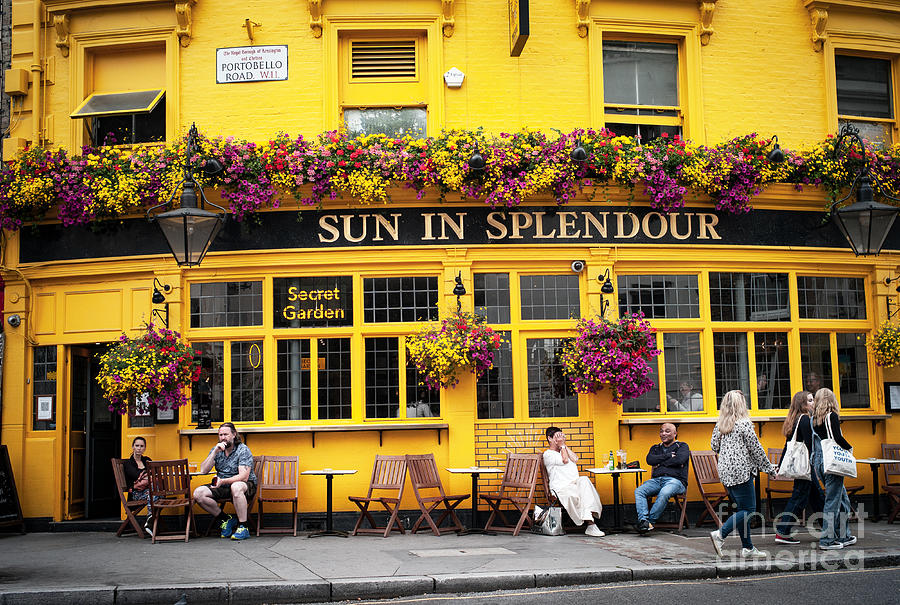 The Sun  in Splenpour in Potobelo Street London.  Photograph by Cyril Jayant