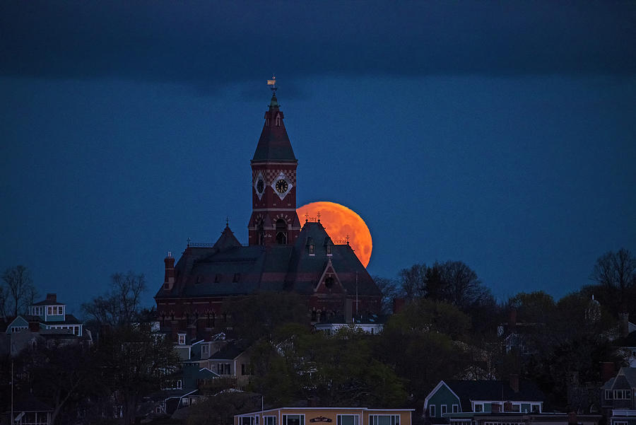The supermoon sets behind Abbot Hall in Marblehead Massachusetts Photograph by Toby McGuire