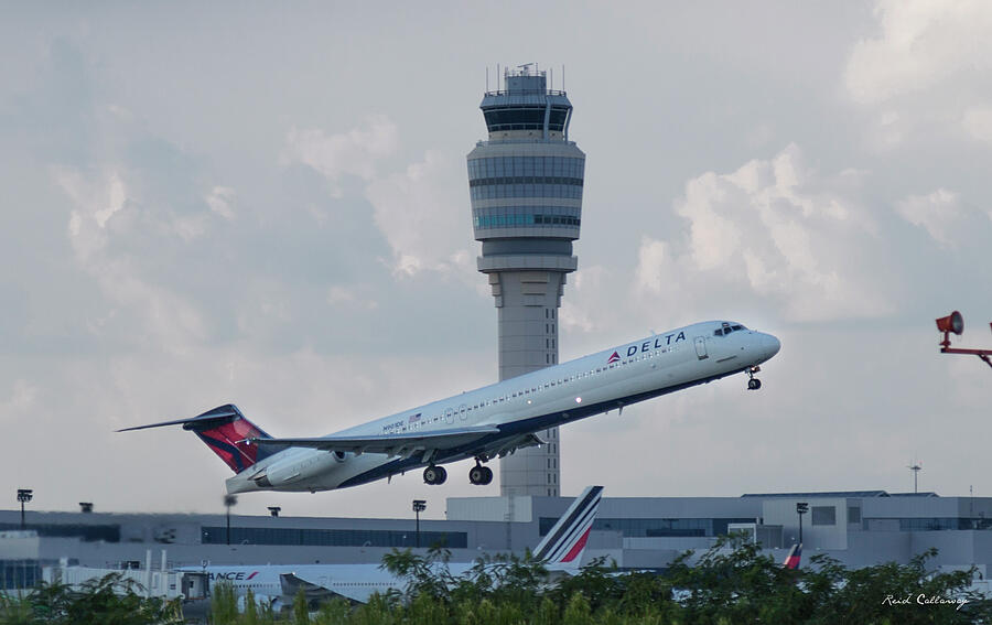 N901DE Delta Air Lines MD-88 Departing Hartsfield-Jackson Atlanta International Airport Art  Photograph by Reid Callaway