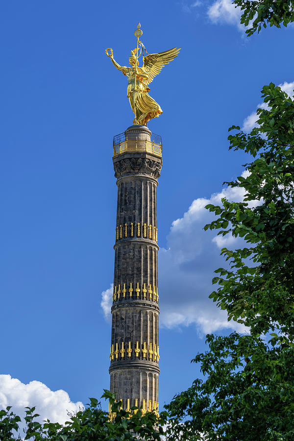 The Victory Column In Berlin Photograph by Artur Bogacki