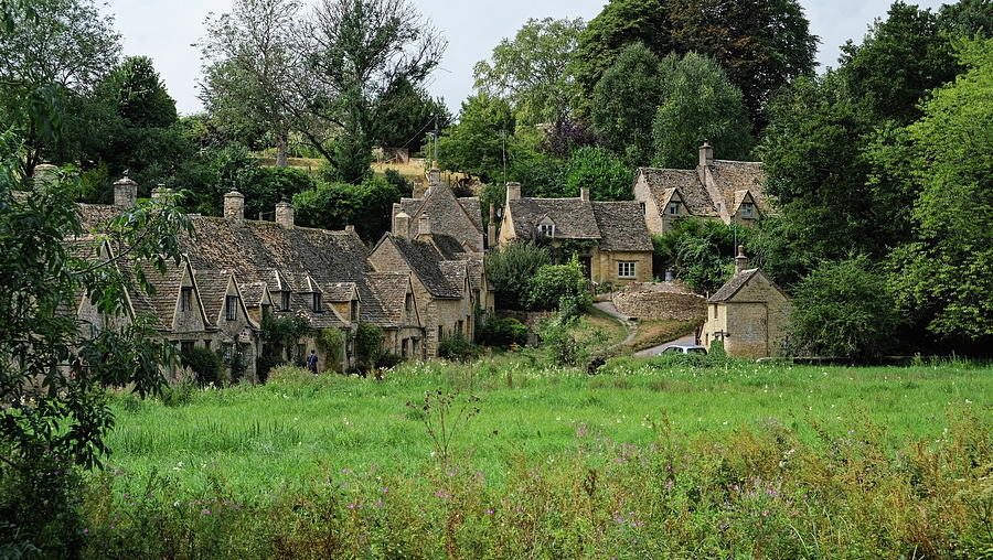 The Village Of Bibury Photograph by Jeff Townsend