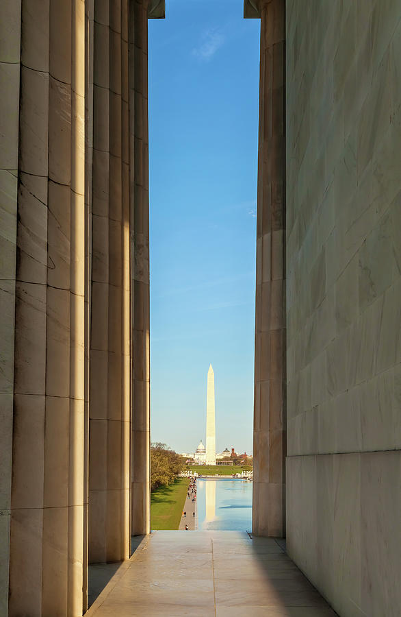 The Washington Monument - vertical Photograph by Jonathan Nguyen
