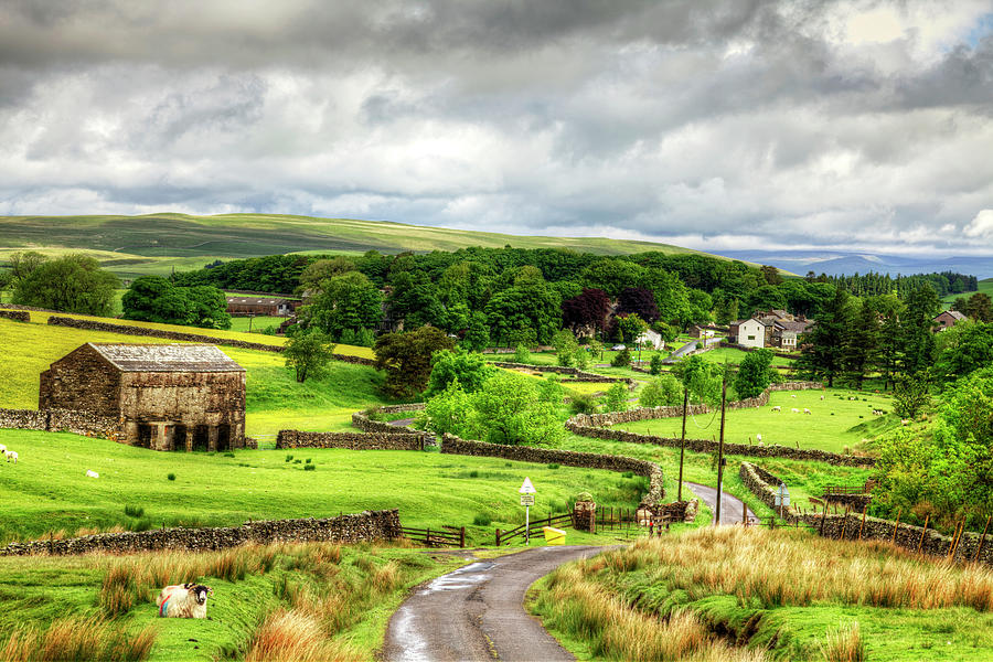 Artlegarthdale, The Yorkshire Dales National Park Photograph by Paul ...