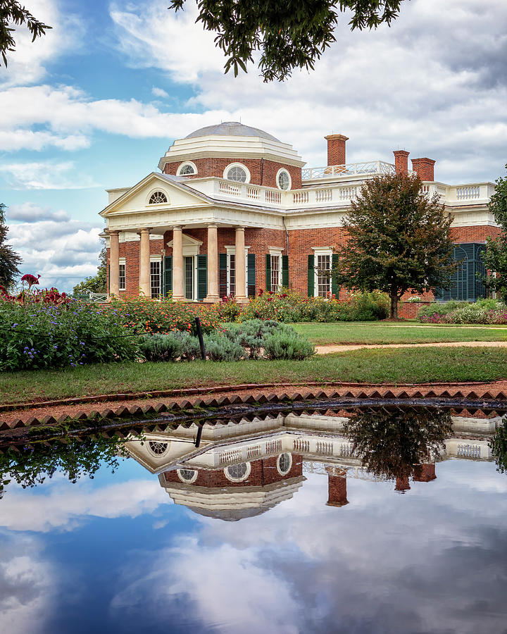Thomas Jeffersons Home - Monticello Photograph by Susan Rissi Tregoning