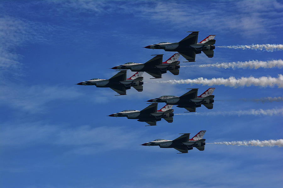 Thunderbirds 6 Plane Delta Photograph by Raymond Salani III