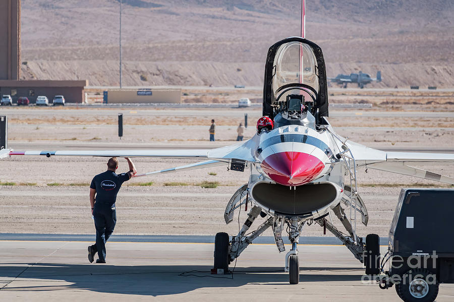 Thunderbirds F-16 Demo In Usaf Air Show At Nellis Air Force Base Photograph