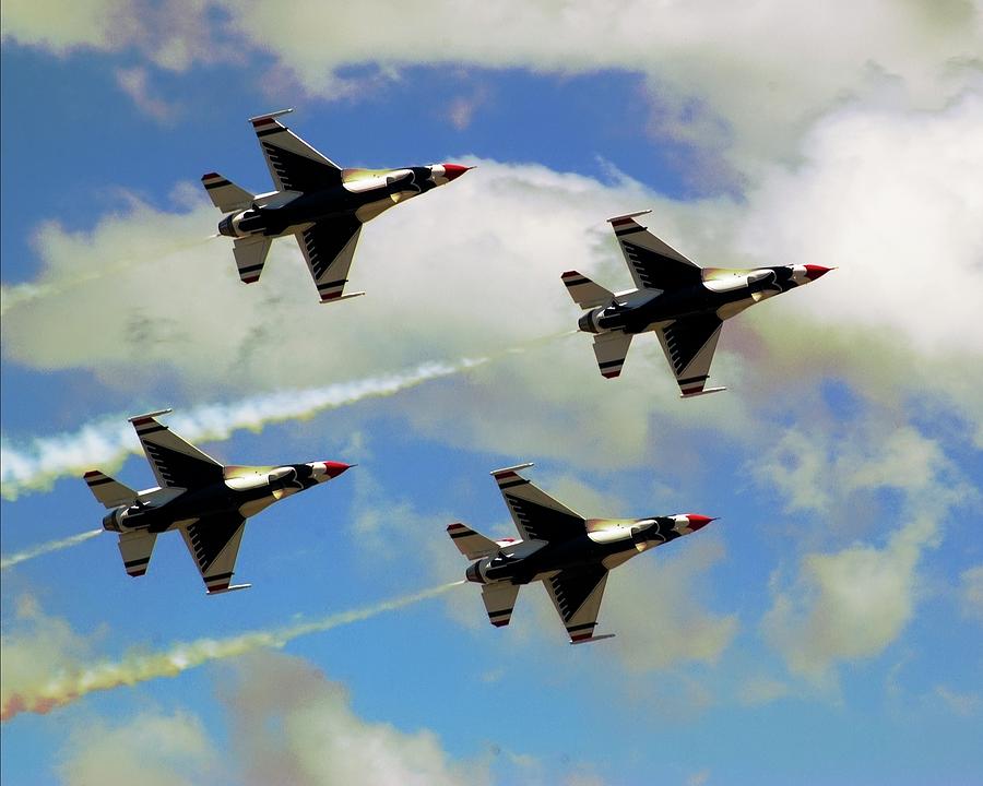 Thunderbirds in Flight Photograph by Bob Pardue