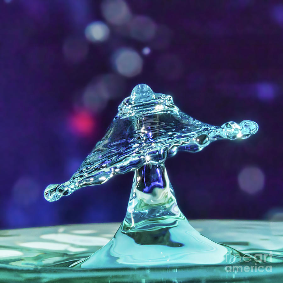 Tiffany Lamp Splish Photograph by Tom Watkins PVminer pixs