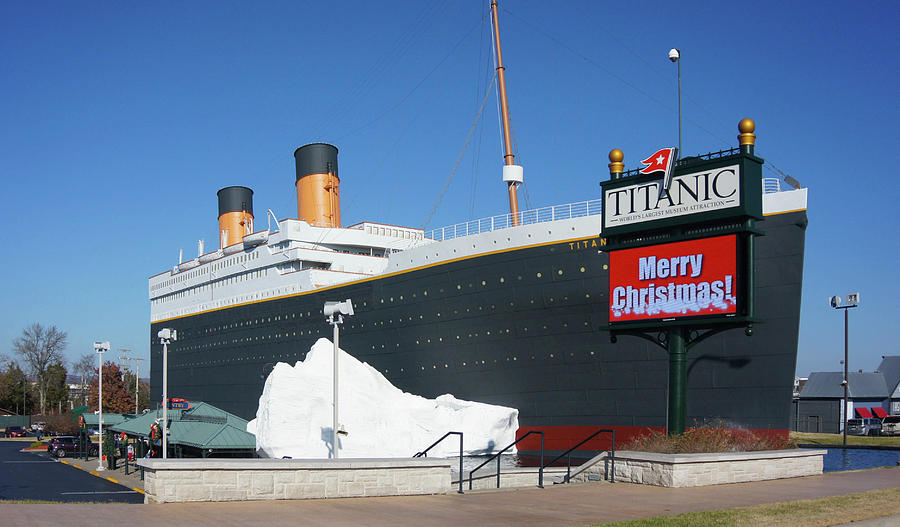 Titanic Ship Branson Missouri Photograph by La Moon Art Pixels