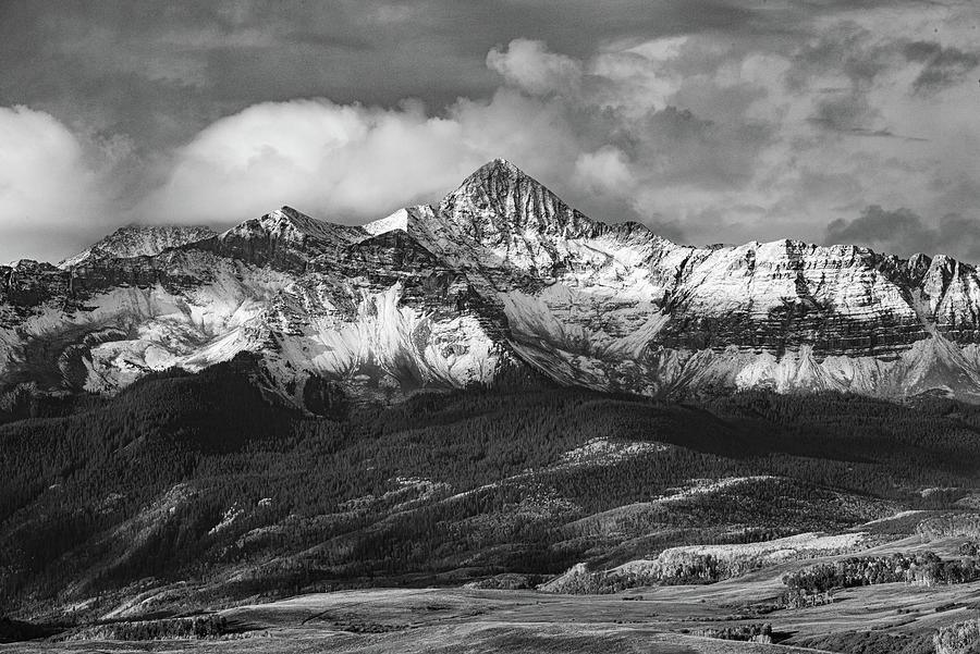 Mt Wilson Black and white Photograph by Greg Wyatt