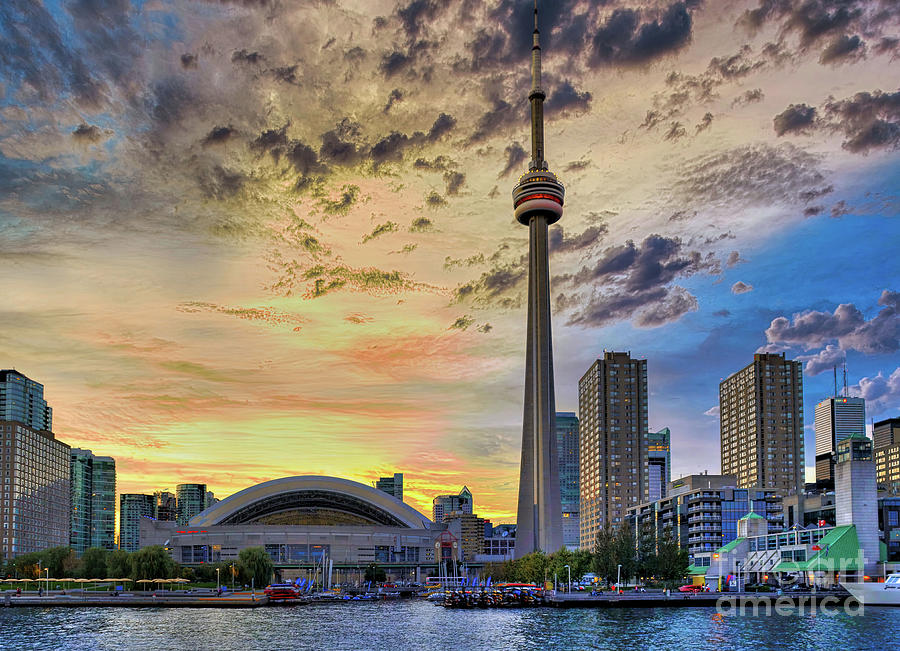 Toronto Canada  Sunset  Photograph by Elaine Manley