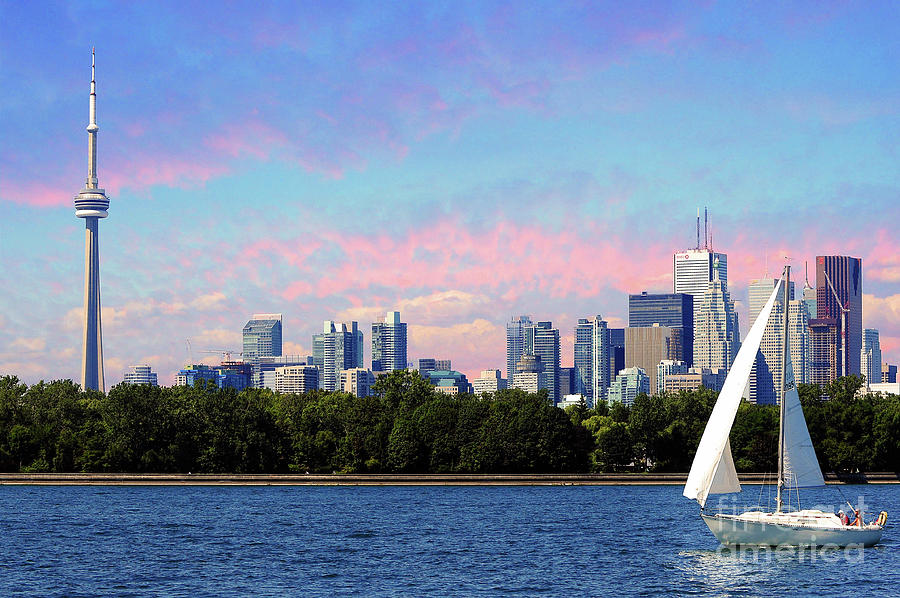  Toronto City  Sail By    Photograph by Elaine Manley