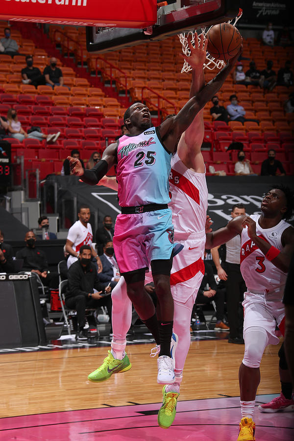 Toronto Raptors v Miami Heat Photograph by Issac Baldizon