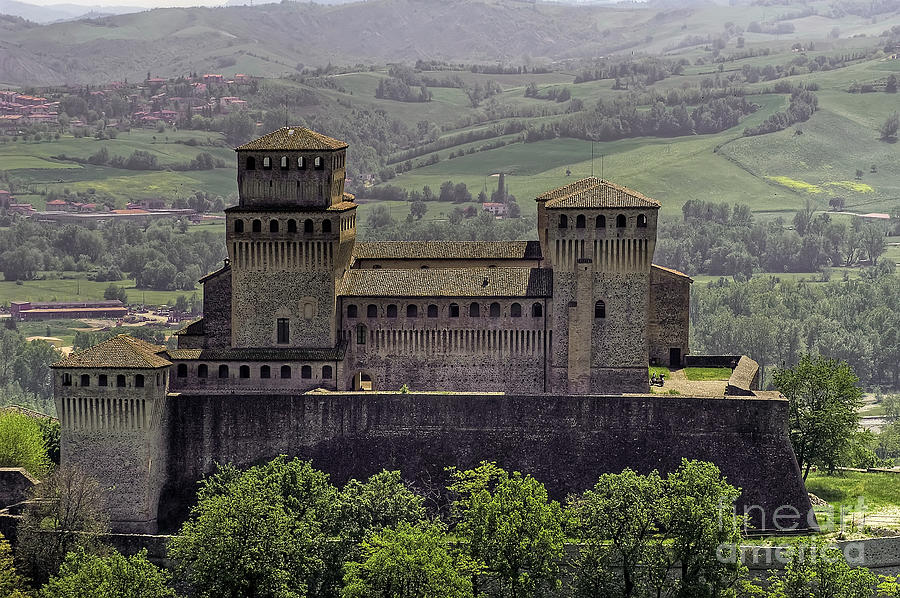 Torrechiara Castle - Langhirano - Italy Photograph by Paolo Signorini