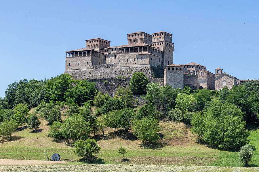 Torrechiara castle Photograph by Pietro Ebner