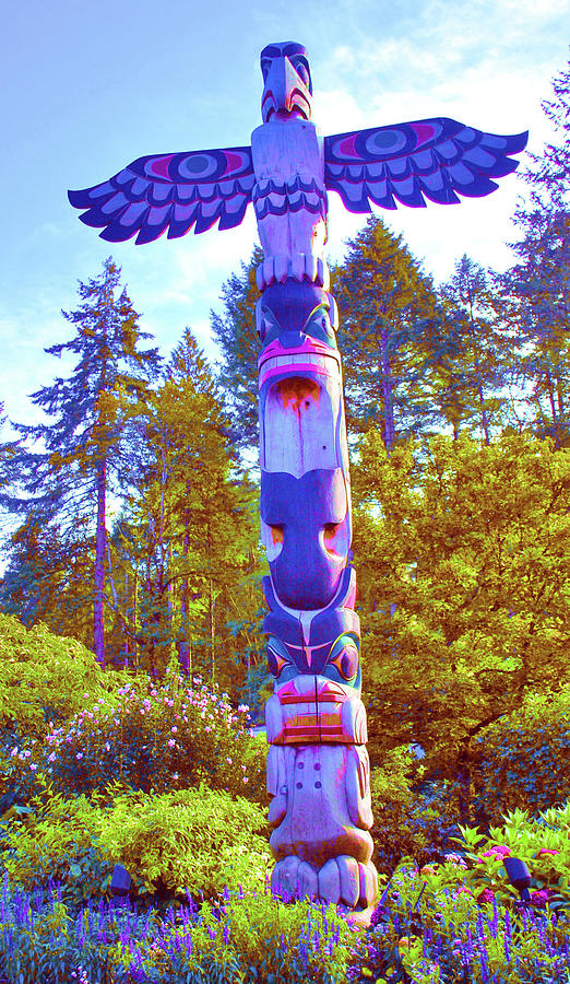 Totem Pole Canada Photograph by Nancy Jenkins - Fine Art America