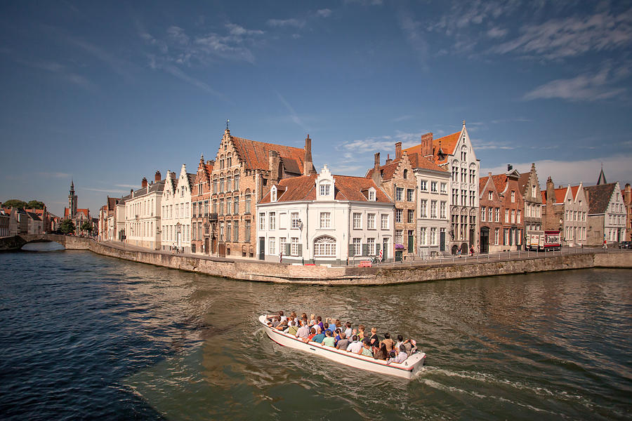 Tourist boat on the Spinolarei canal, Bruges Photograph by Tu xa Ha Noi