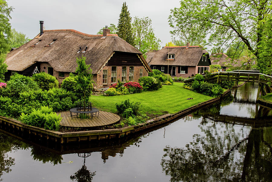 Traditional Giethoorn house 2 Photograph by Hans Wolkers | Fine Art America