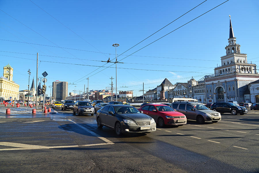Traffic on Komsomolskaya Square near Kazansky railway station Photograph by OlgaVolodina