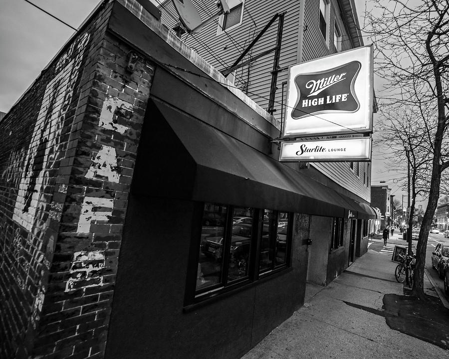 Trinas Starlite Lounge Beacon Street Somerville MA Black And White   Trinas Starlite Lounge Beacon Street Somerville Ma Black And White Toby Mcguire 