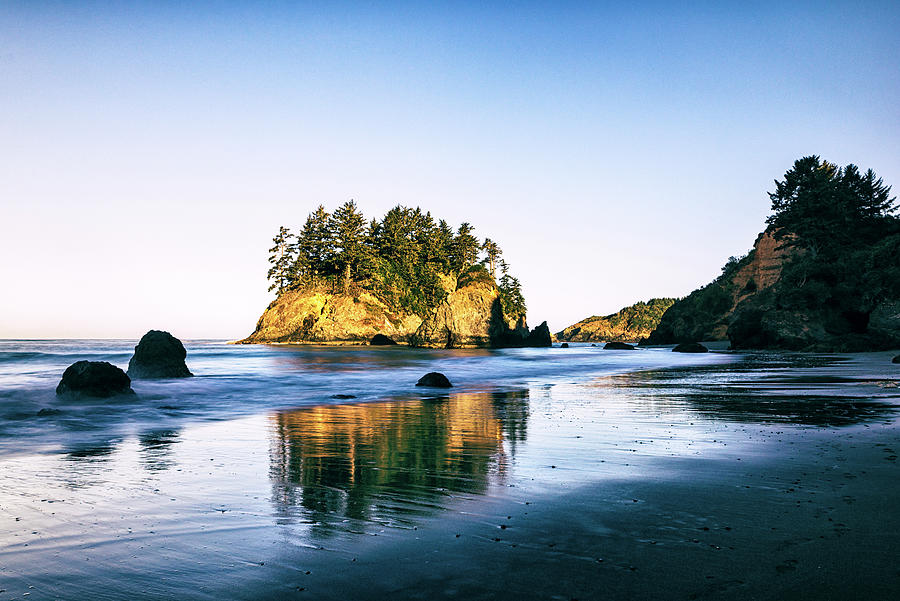 Trinidad State Beach and Pewetole Island Photograph by Joseph S ...