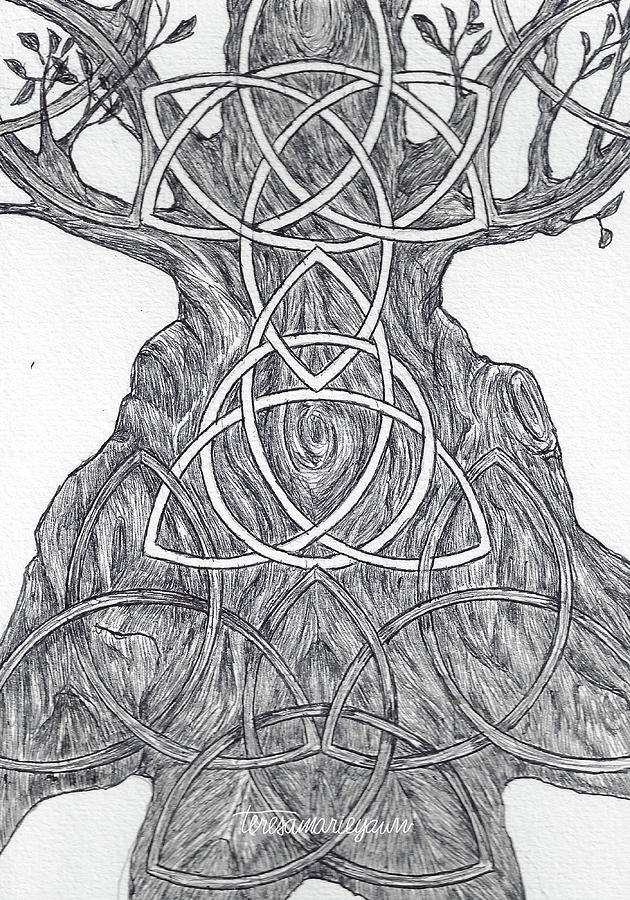 Triquetra Tree Drawing by Teresamarie Yawn