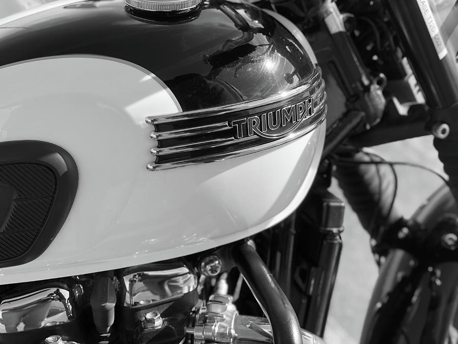 Triumph T120 Bonneville 02 Photograph by Barbara Cooper - Fine Art America