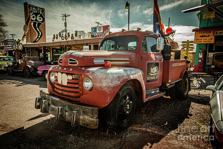 Truck 66 Photograph by Raphael Bittencourt