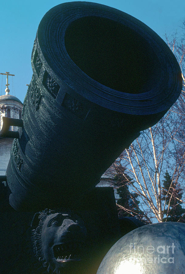 Tsar Cannon Photograph by Bob Phillips